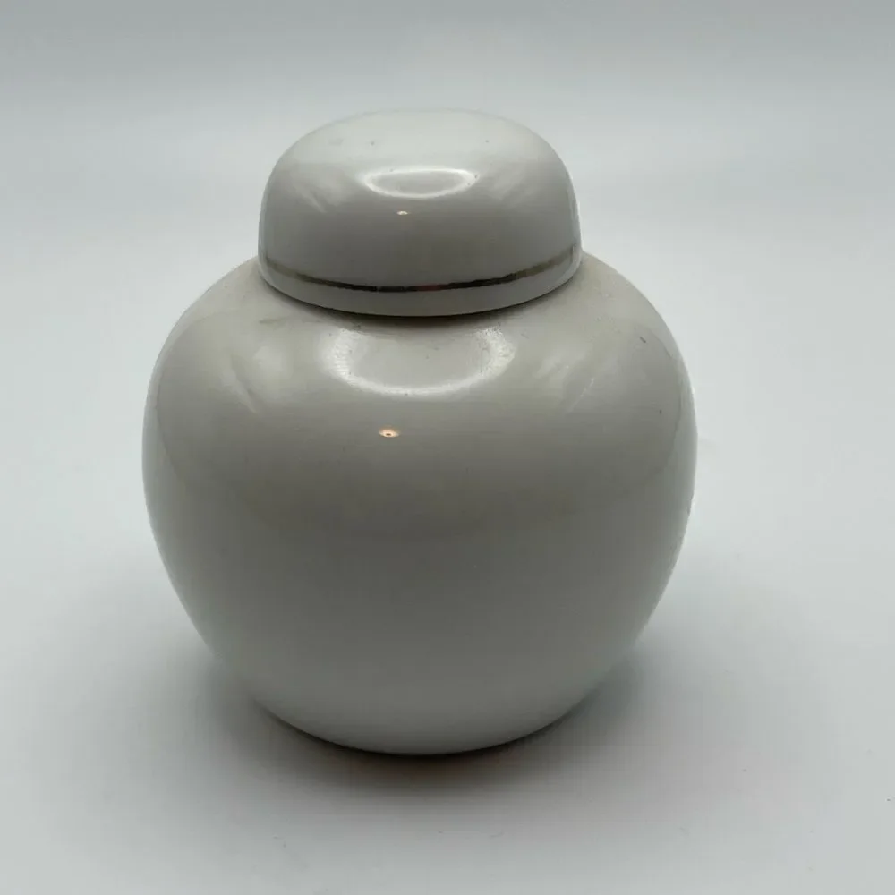Small white Chinese ginger jar floral vintage